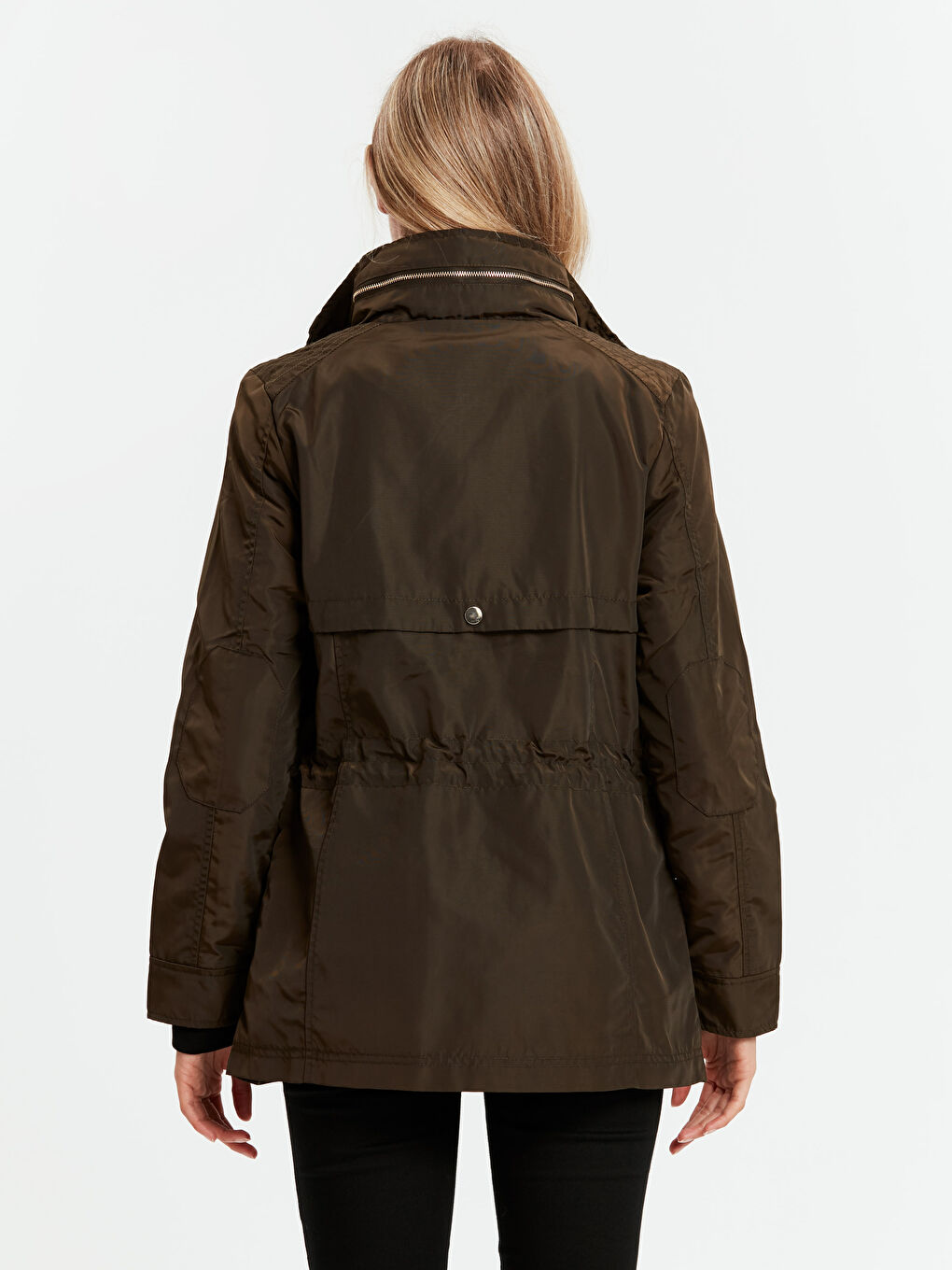 Жена Каки Шушляково яке-1