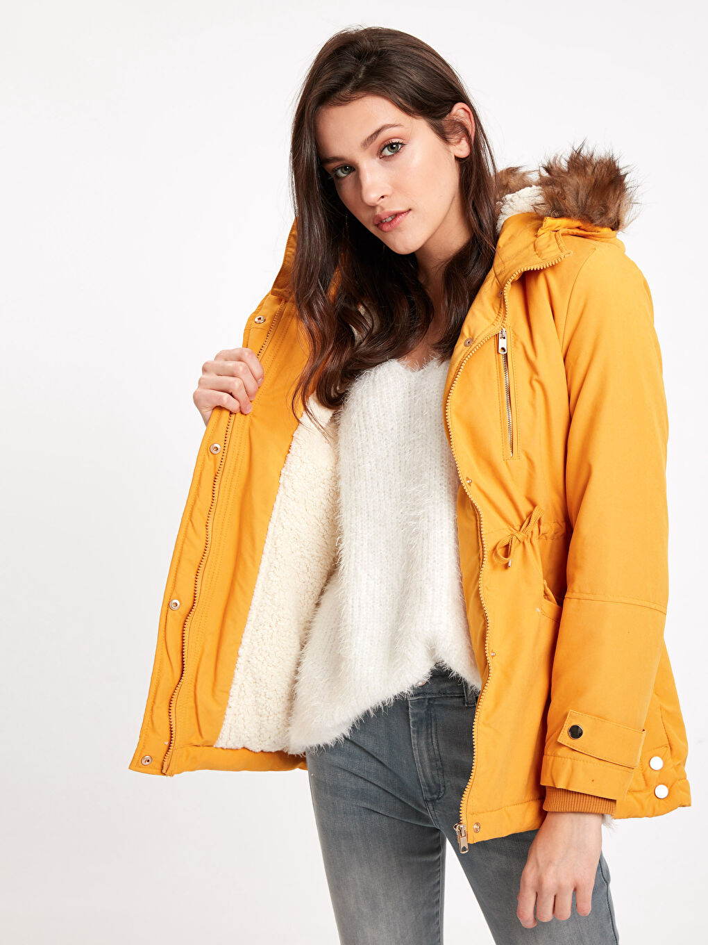 Woman YELLOW Coat-1