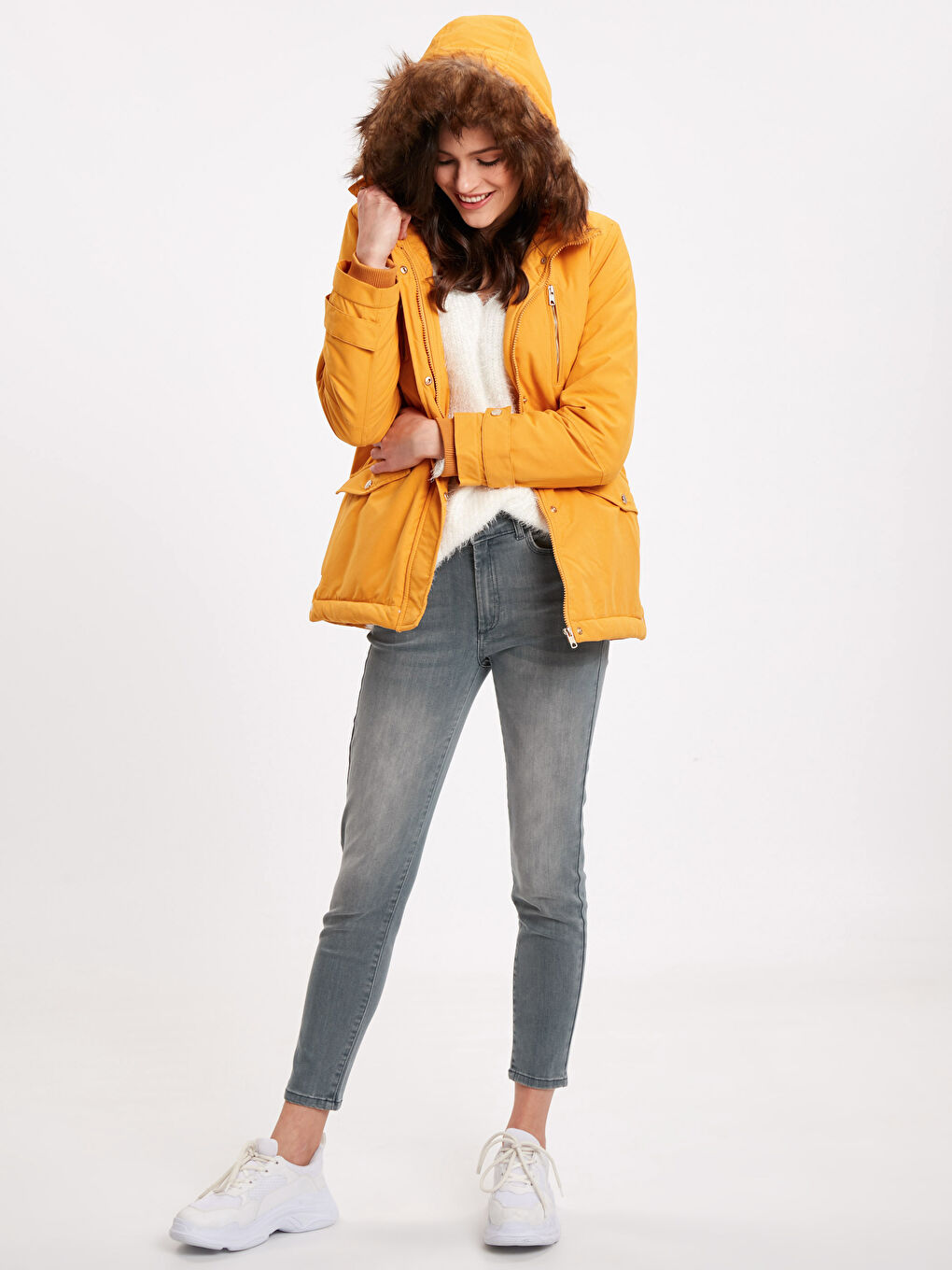 Woman YELLOW Coat-3
