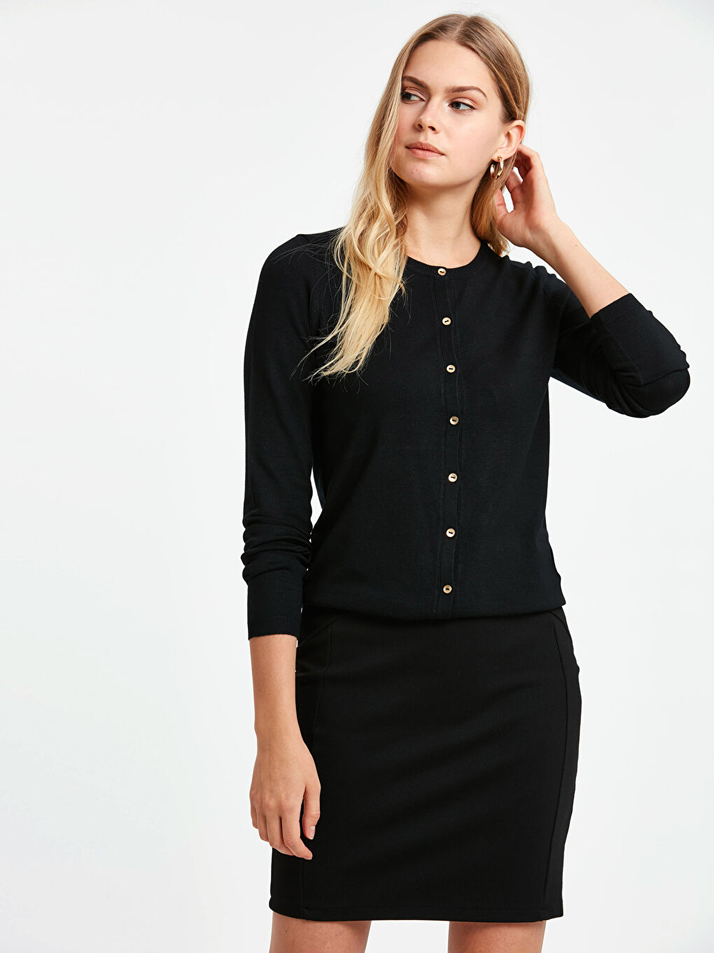 Siyah Bisiklet Yaka Kadın Hırka