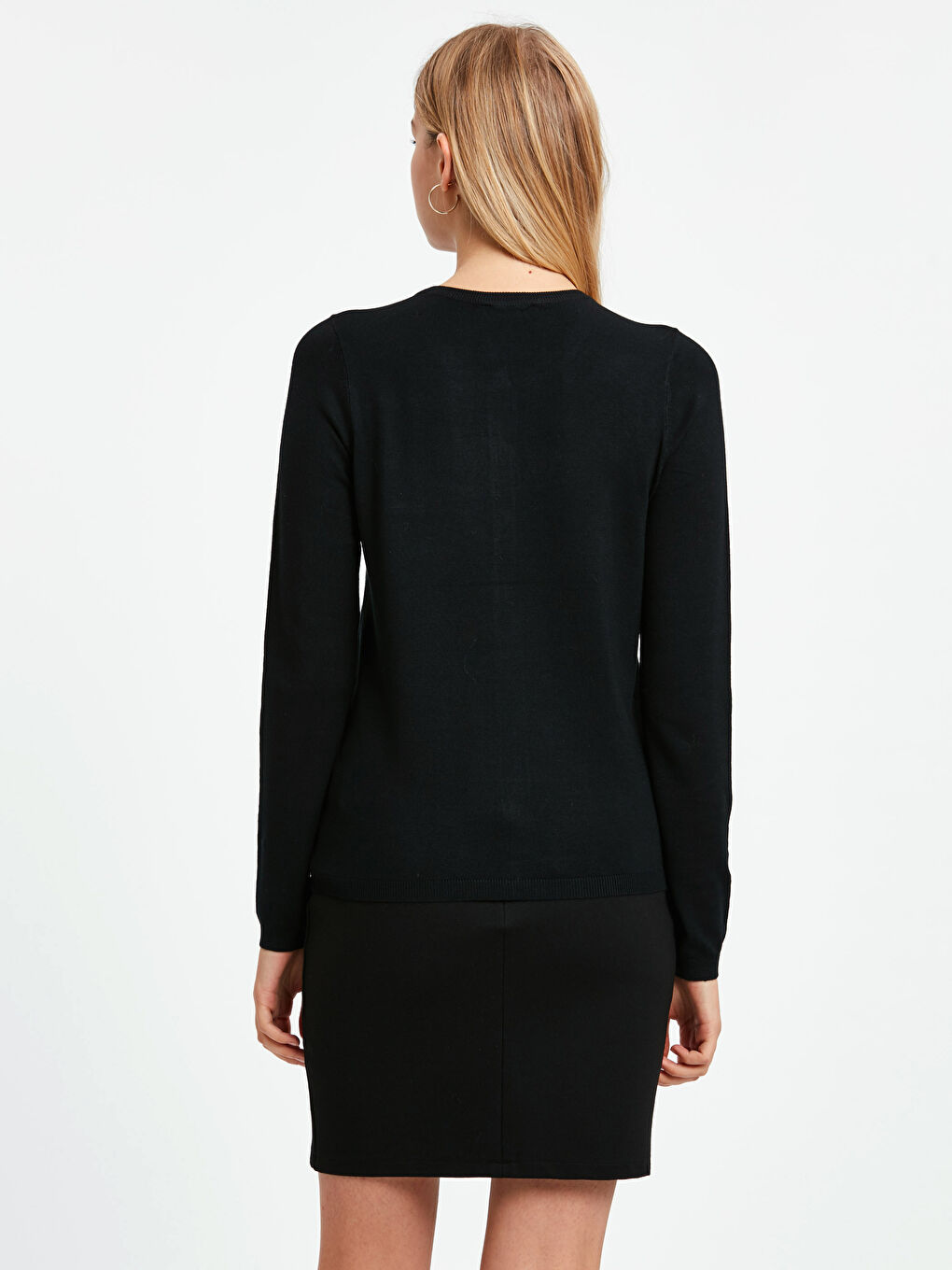 Siyah Bisiklet Yaka Kadın Hırka-1