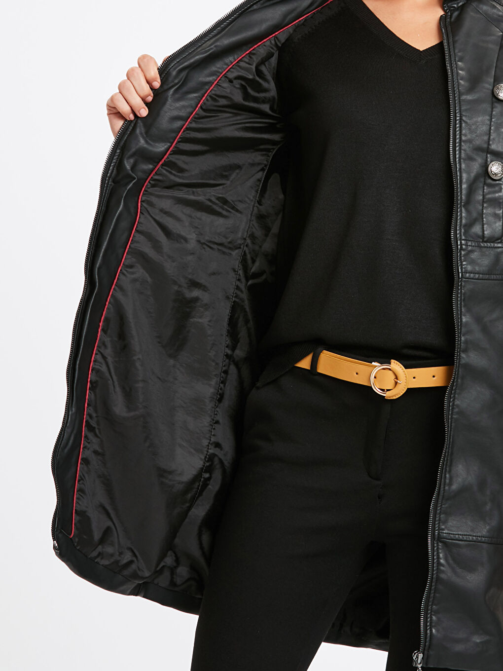 Siyah Deri Görünümlü Mont-4