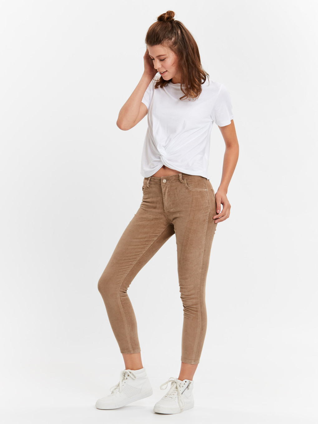 LCW Vision Woman Beige Trousers - 8W2929Z8-CV5 | LC Waikiki