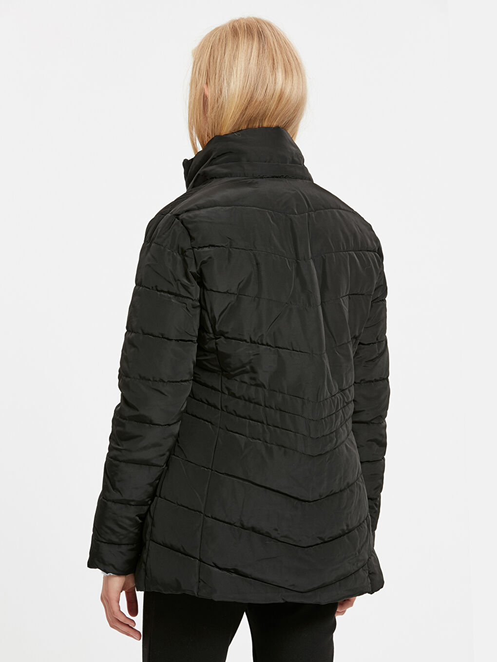 Женщины Черный Пуховое пальто-3