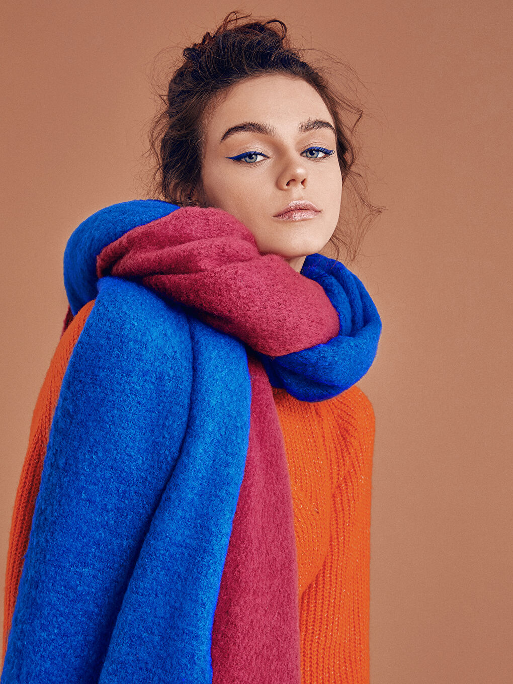 Woman BLUE Scarf-3