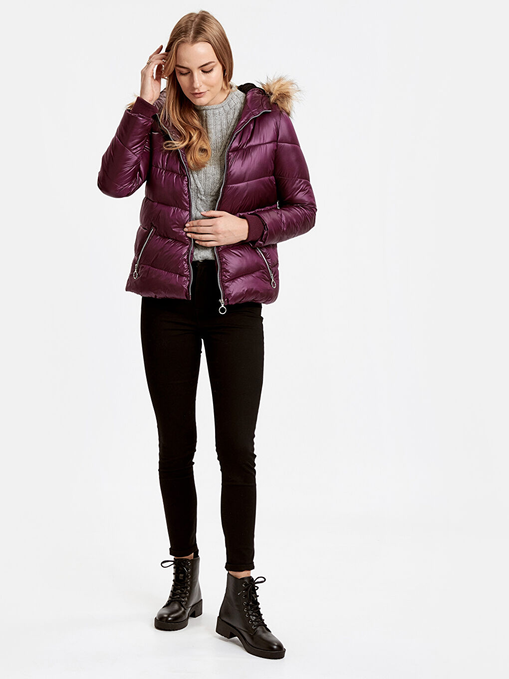 LCW Vision Kurzmantel mit Kapuze und Kunstfelldetails -8W4869Z8-D1Y