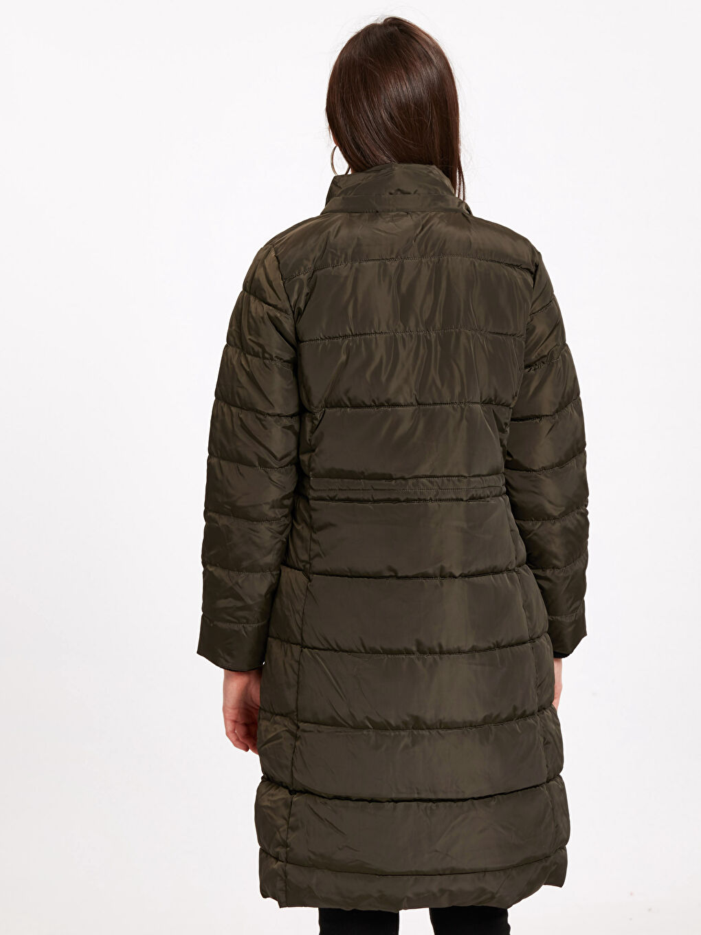 Haki Kapüşon Yaka Düz Cep Detaylı Kadın Şişme Mont-1