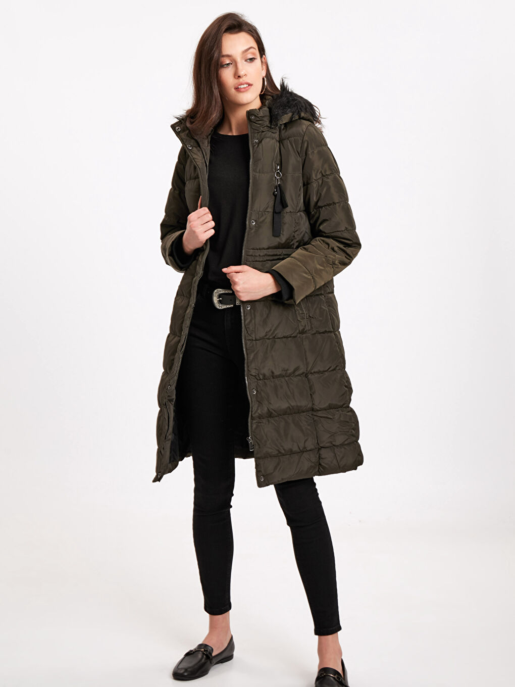 Haki Kapüşon Yaka Düz Cep Detaylı Kadın Şişme Mont-3