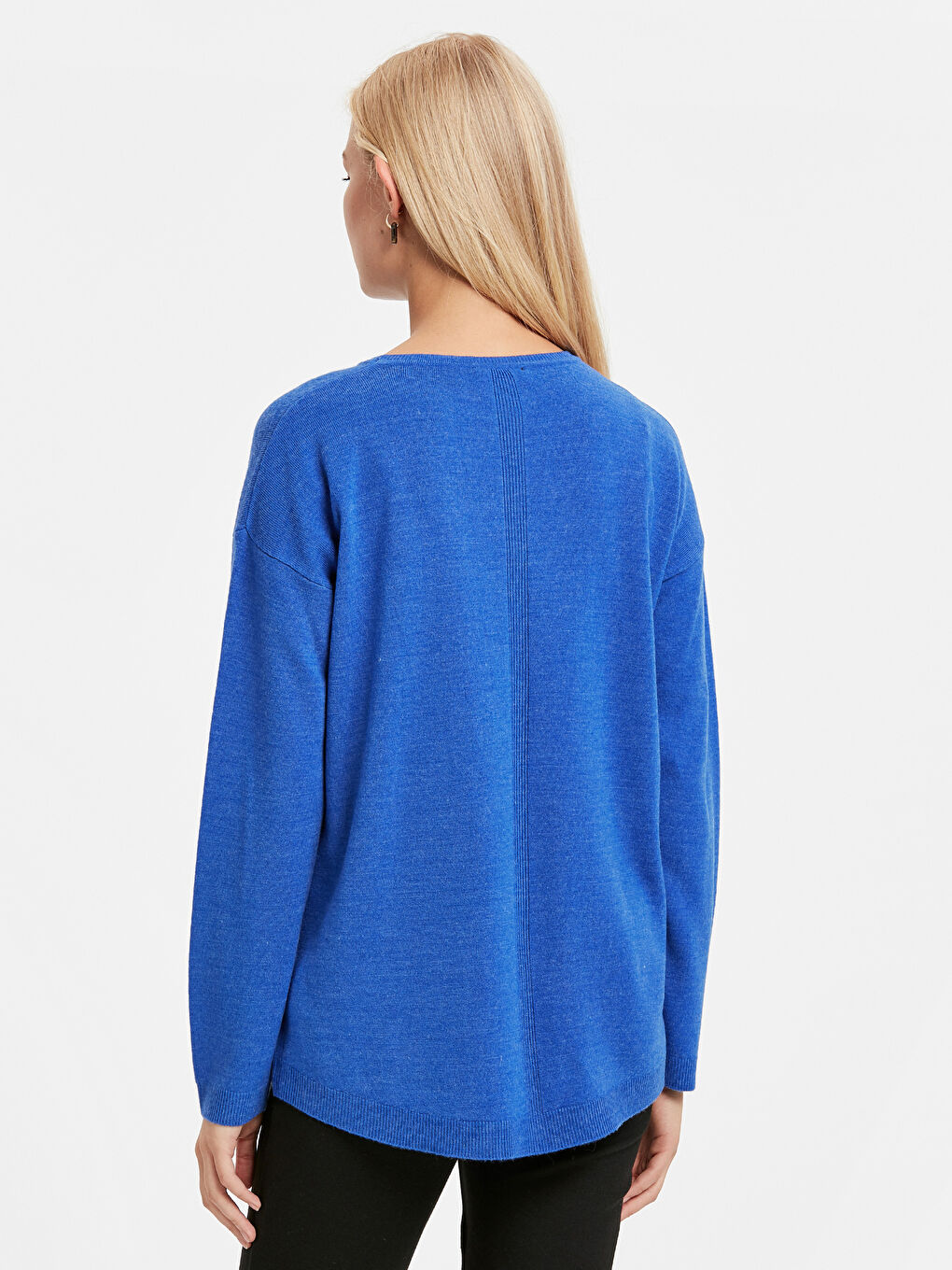 Woman BLUE Sweater-1
