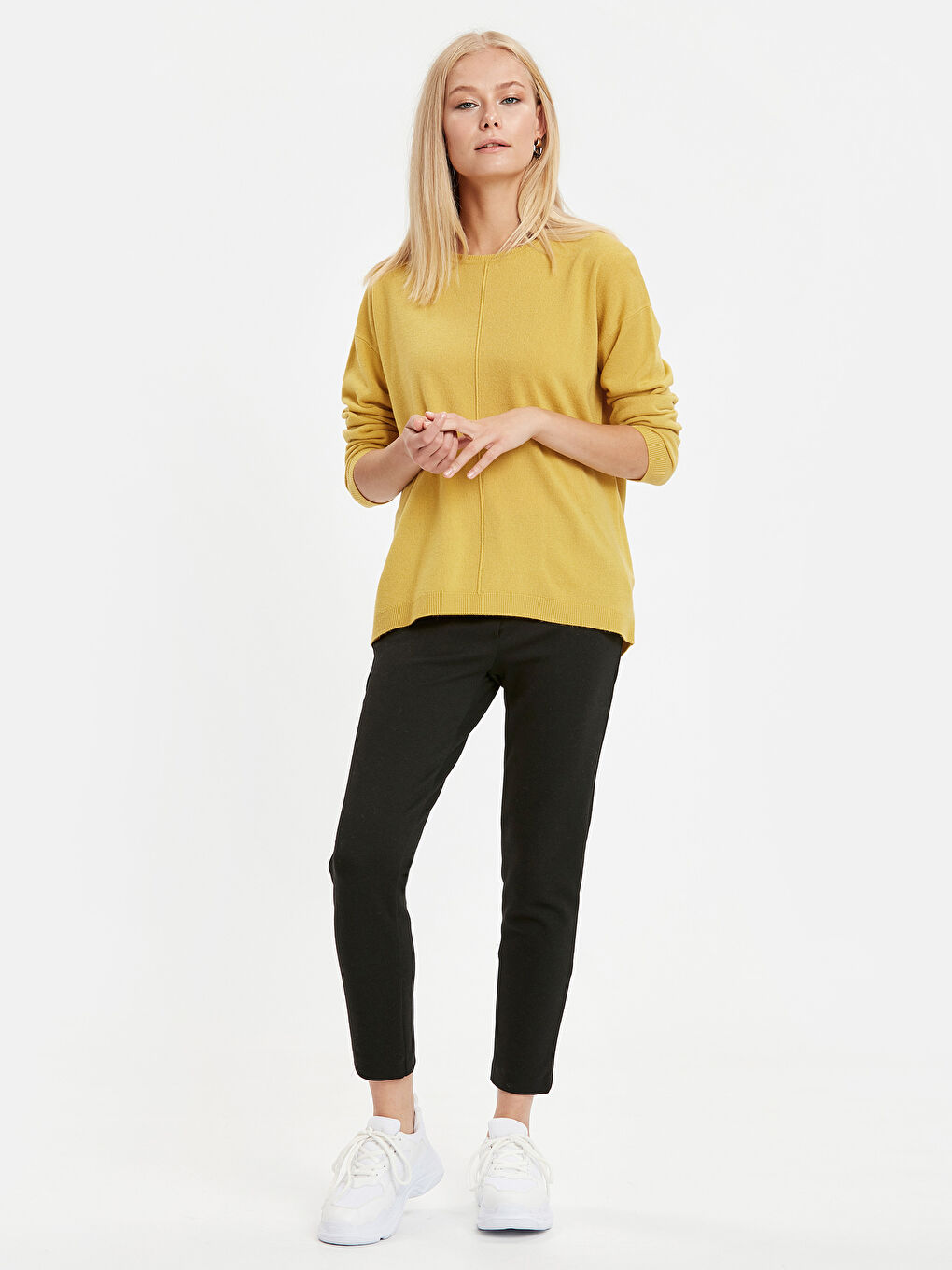 سترة اصفر نساء-2