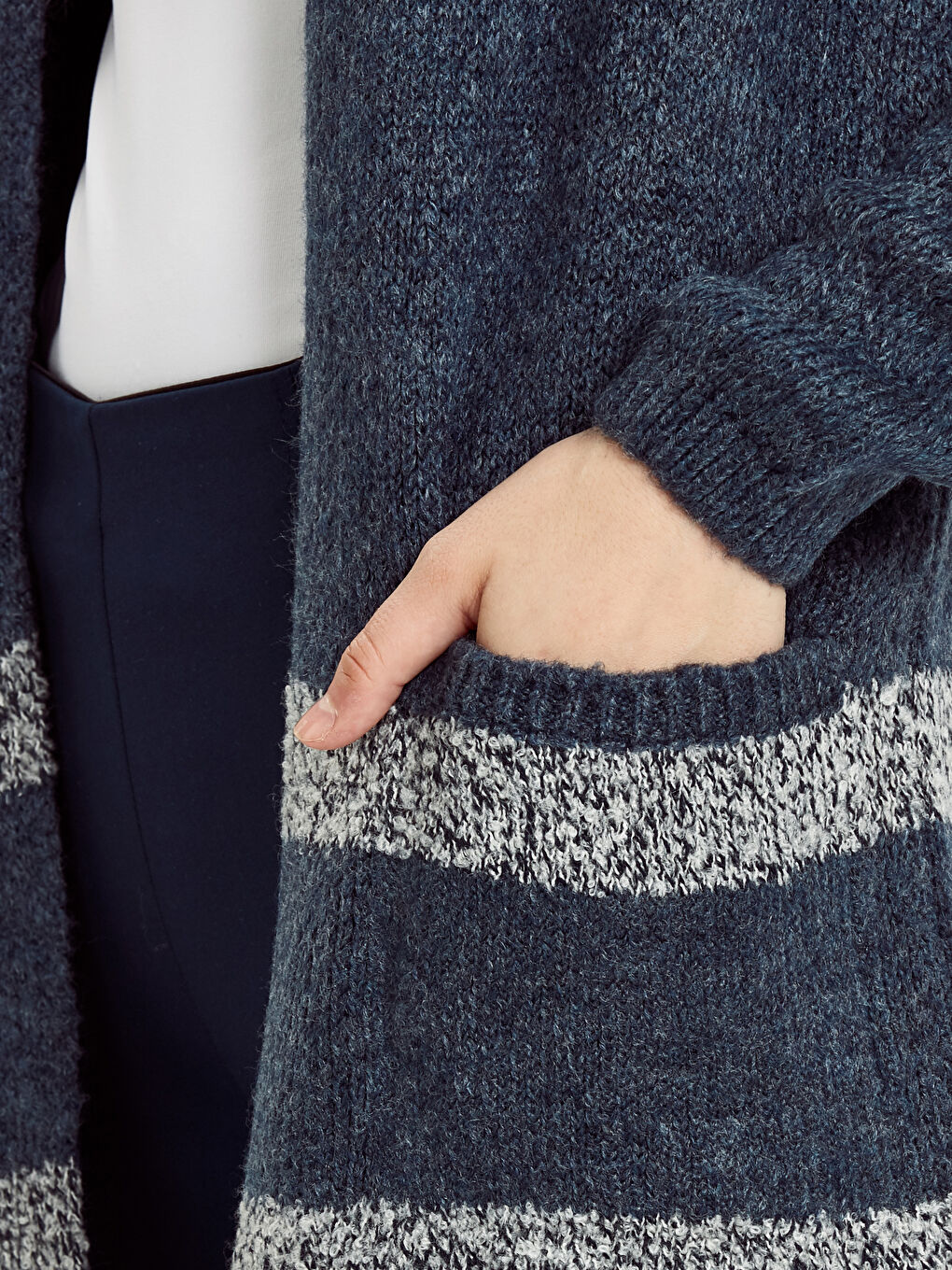 Woman INDIGO Cardigan-3