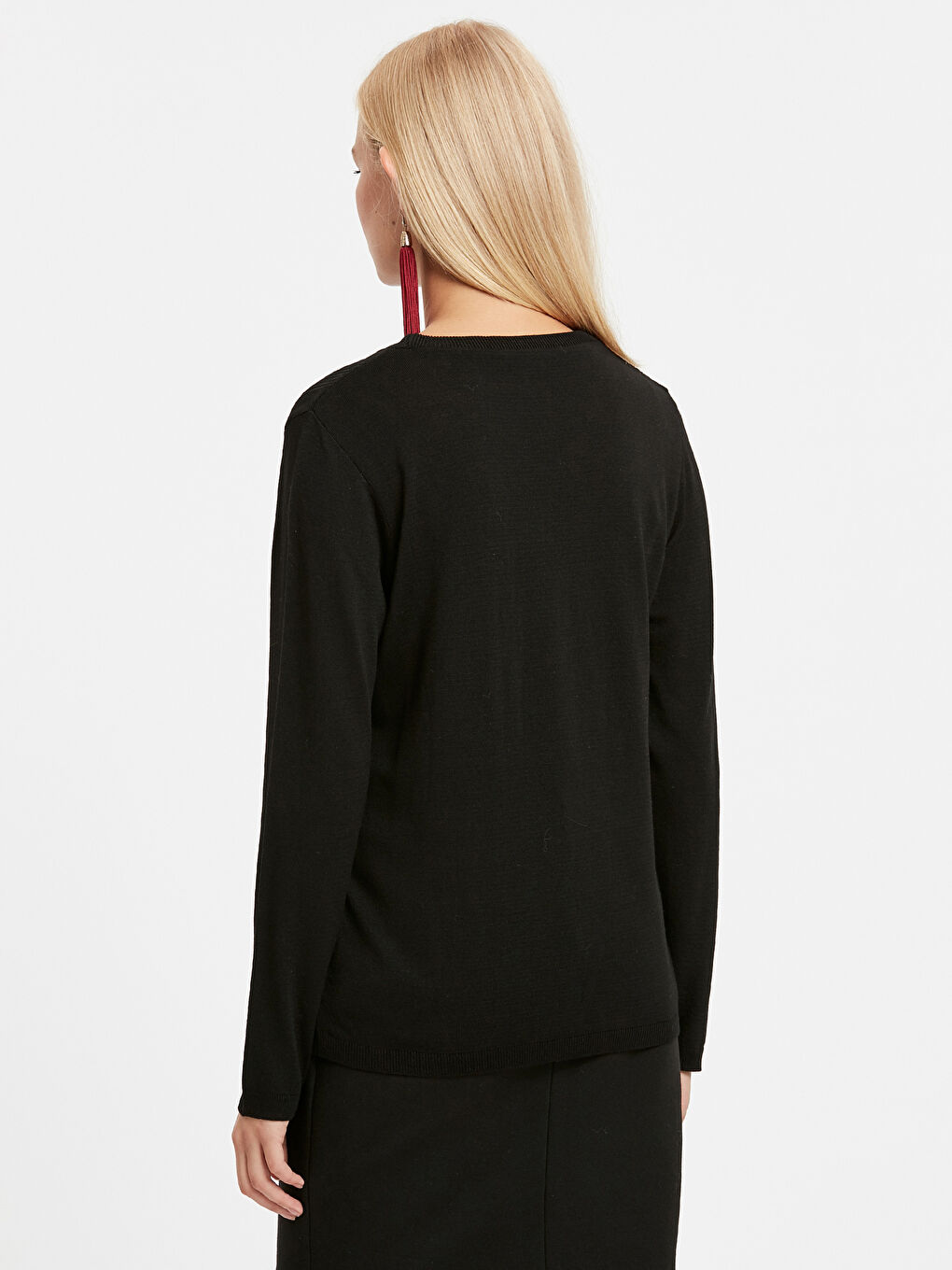 Woman BLACK Sweater-1