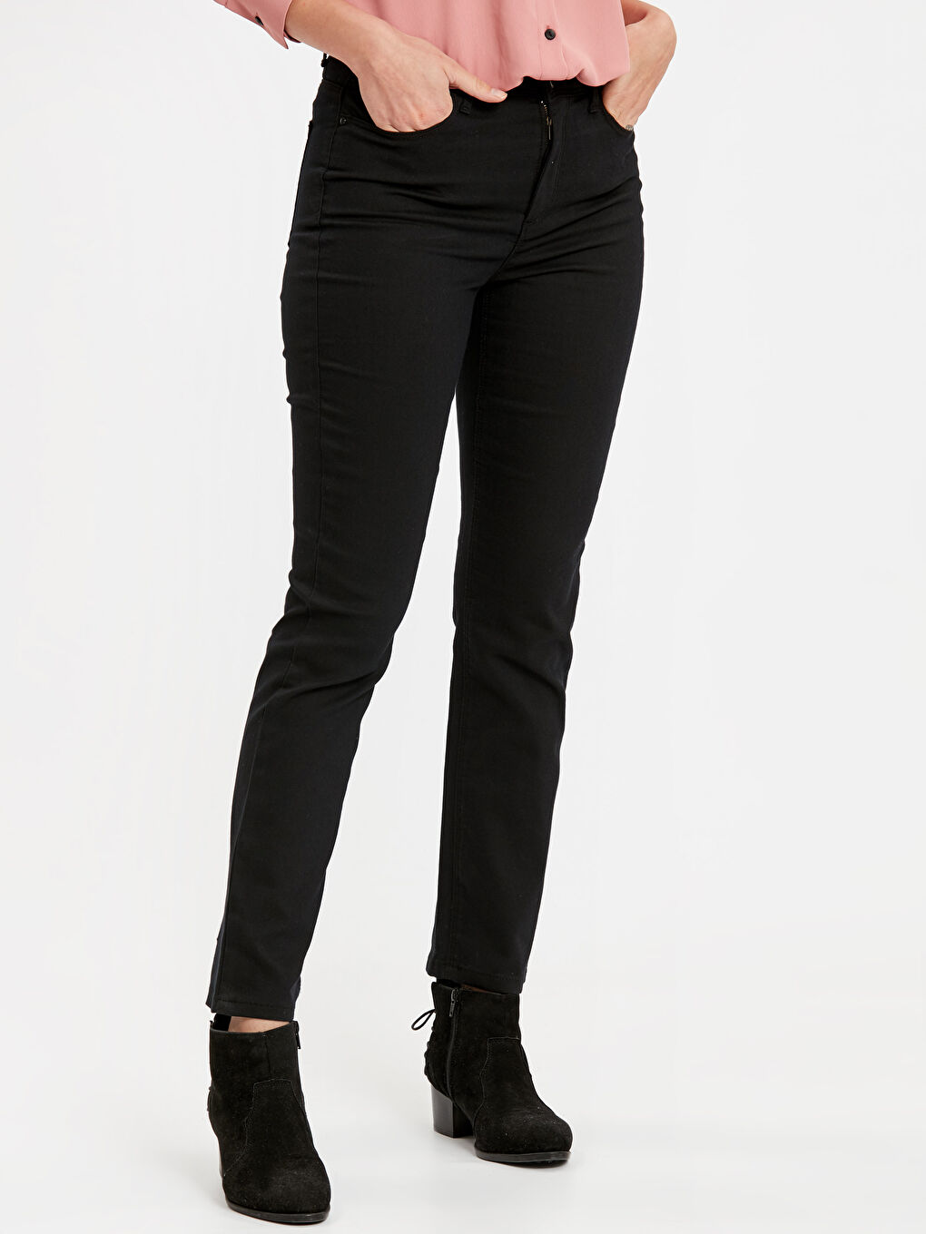 Siyah Standart Fit Kadın Jean-1