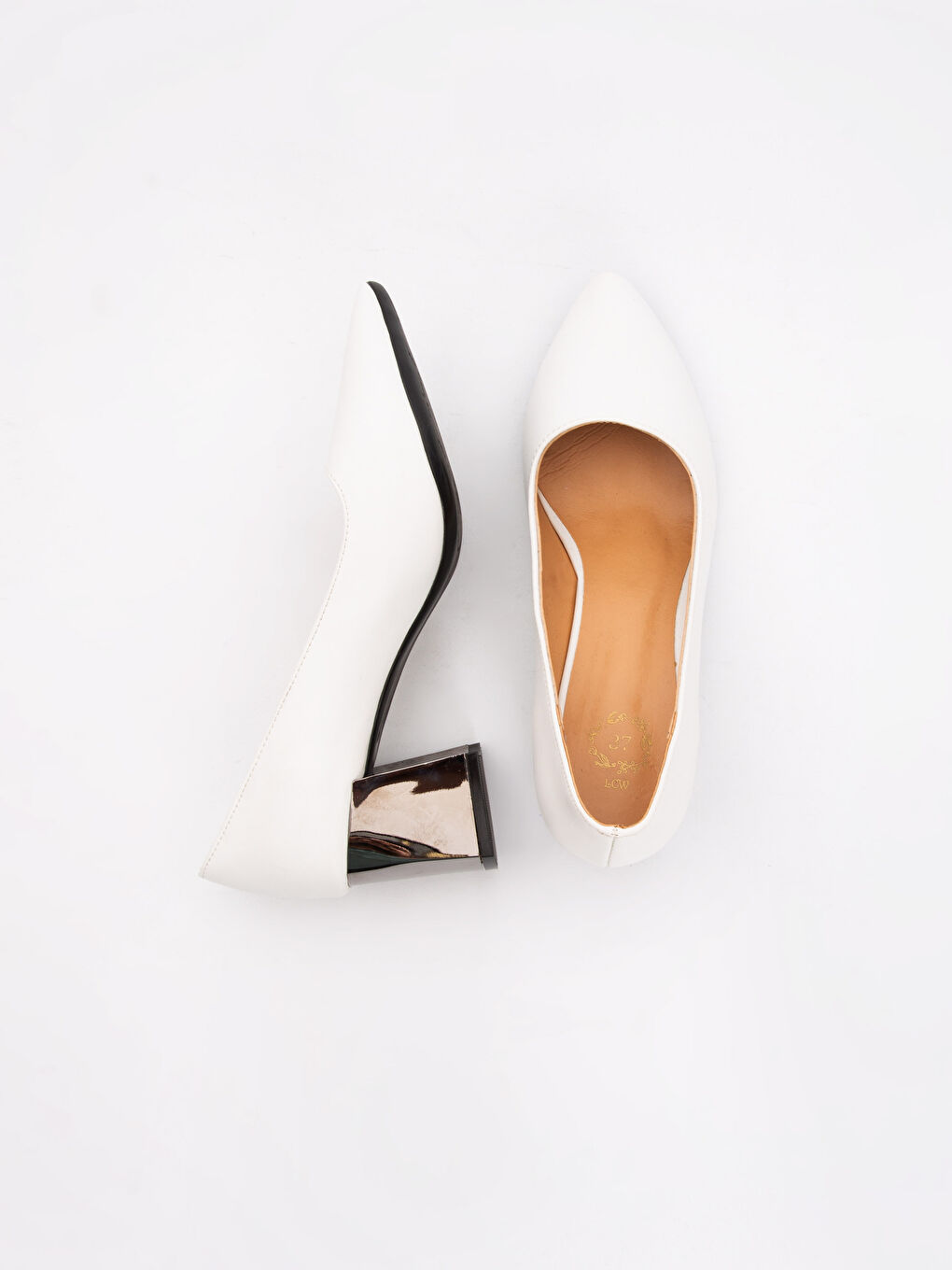 أحذية بكعب عالي-1