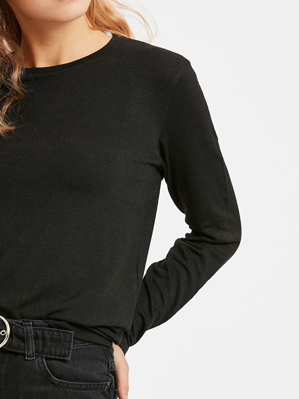 Woman BLACK T-Shirt-3