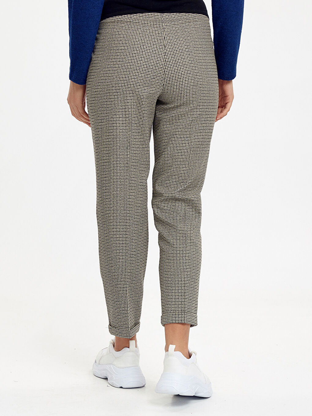 Женщины Бежевый Брюки-2