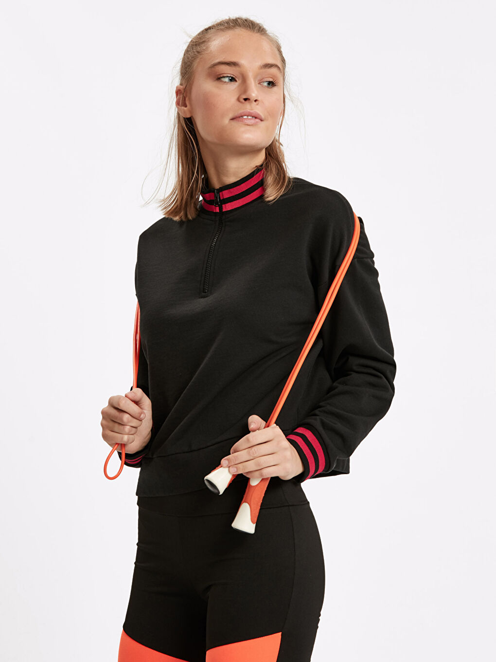 Yeni Siyah Spor Tişört