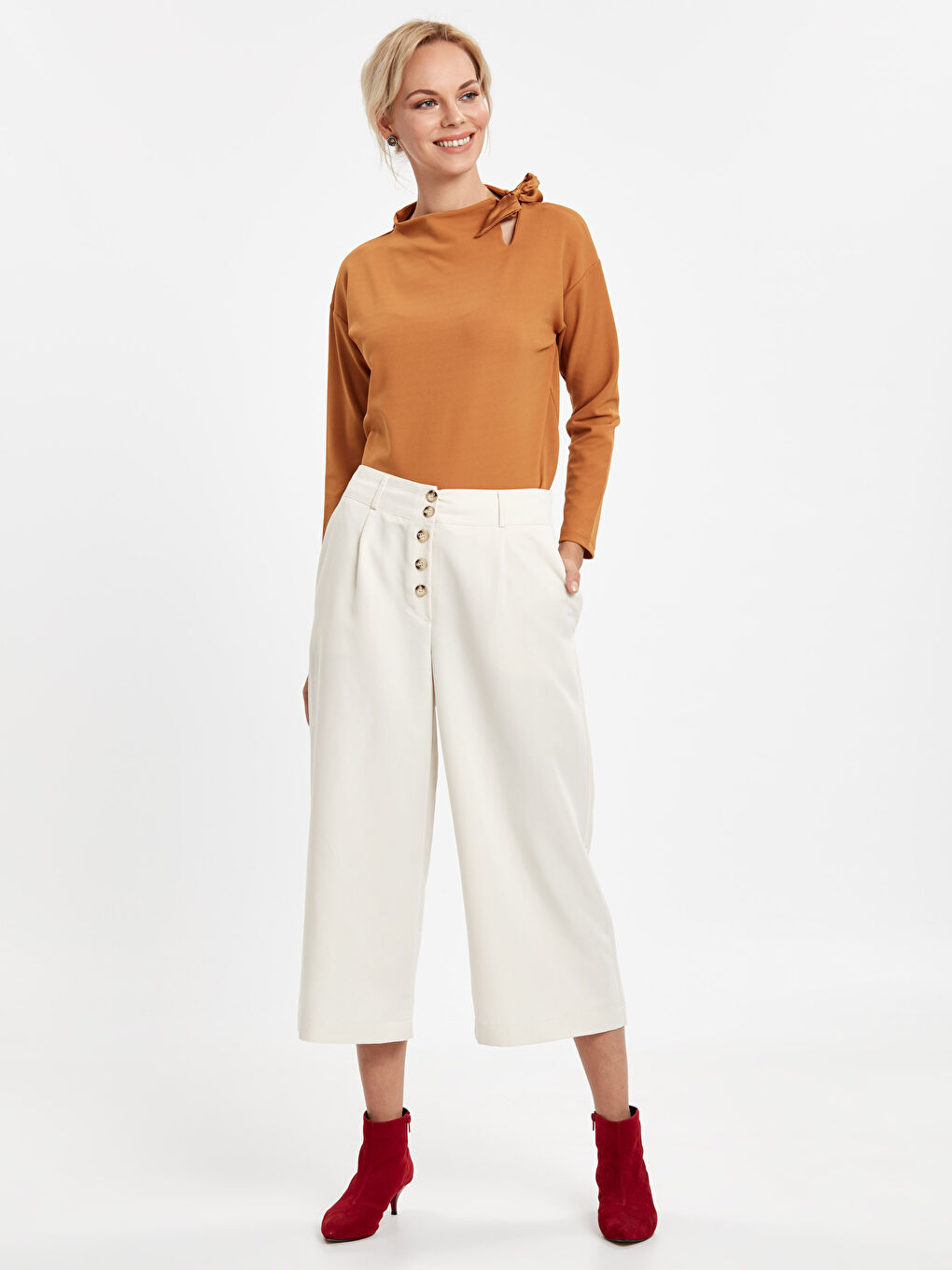 High Waisted Rayon Women Capri With Elastic Waist