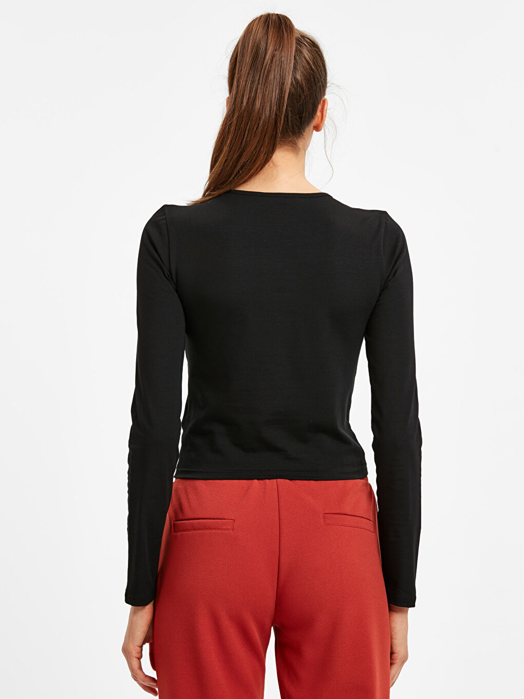 Жінка ЧОРНИЙ Футболка-1