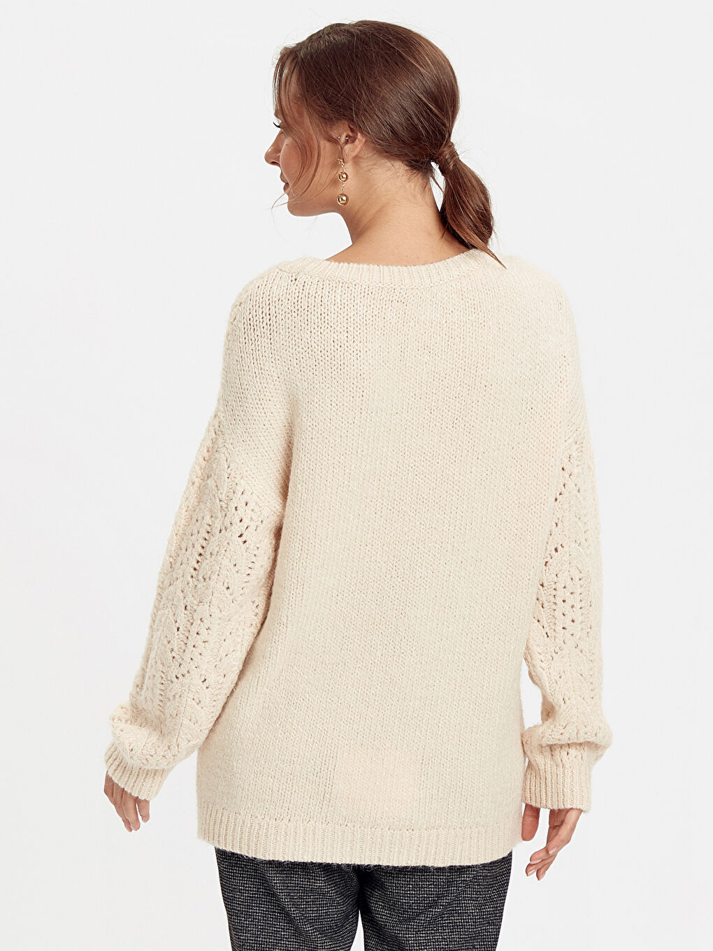 Жена Екрю Пуловер -2