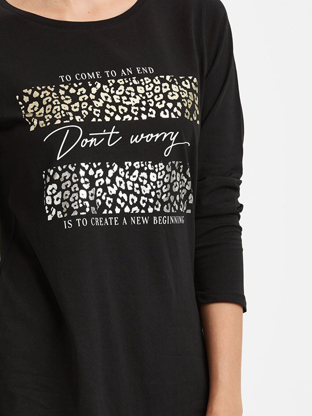 Standard Fit Printed Women's T-Shirt-3