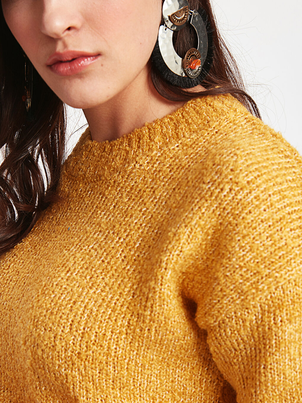 Женщины Жёлтый Свитер-3