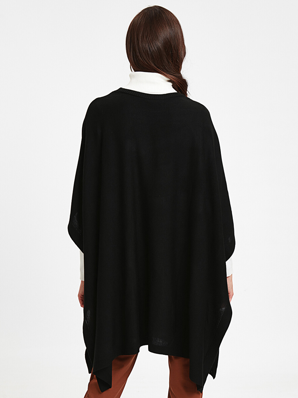 LCW Modest Woman Black Poncho - 8WM990Z8-CVL - LC Waikiki