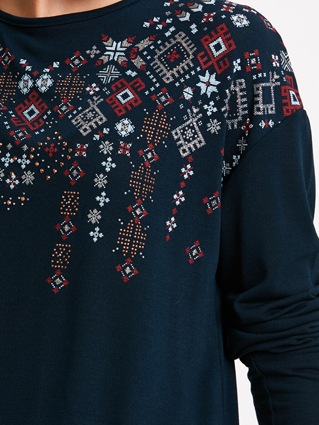 Crew Neck Standard Fit Long Sleeve Women's Embroidered T-Shirt-3