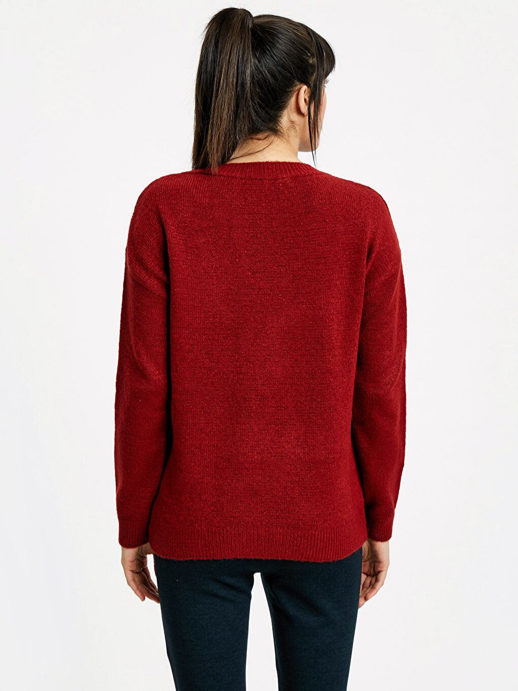 Жена Кафяво Пуловер -1