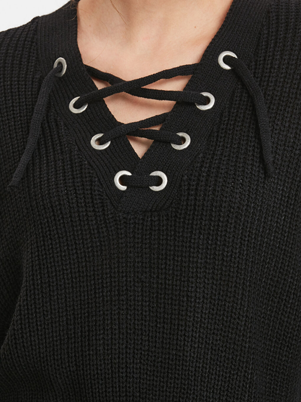 Woman BLACK Sweater-3