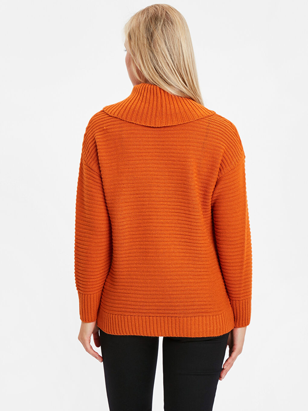 Woman ORANGE Sweater-1