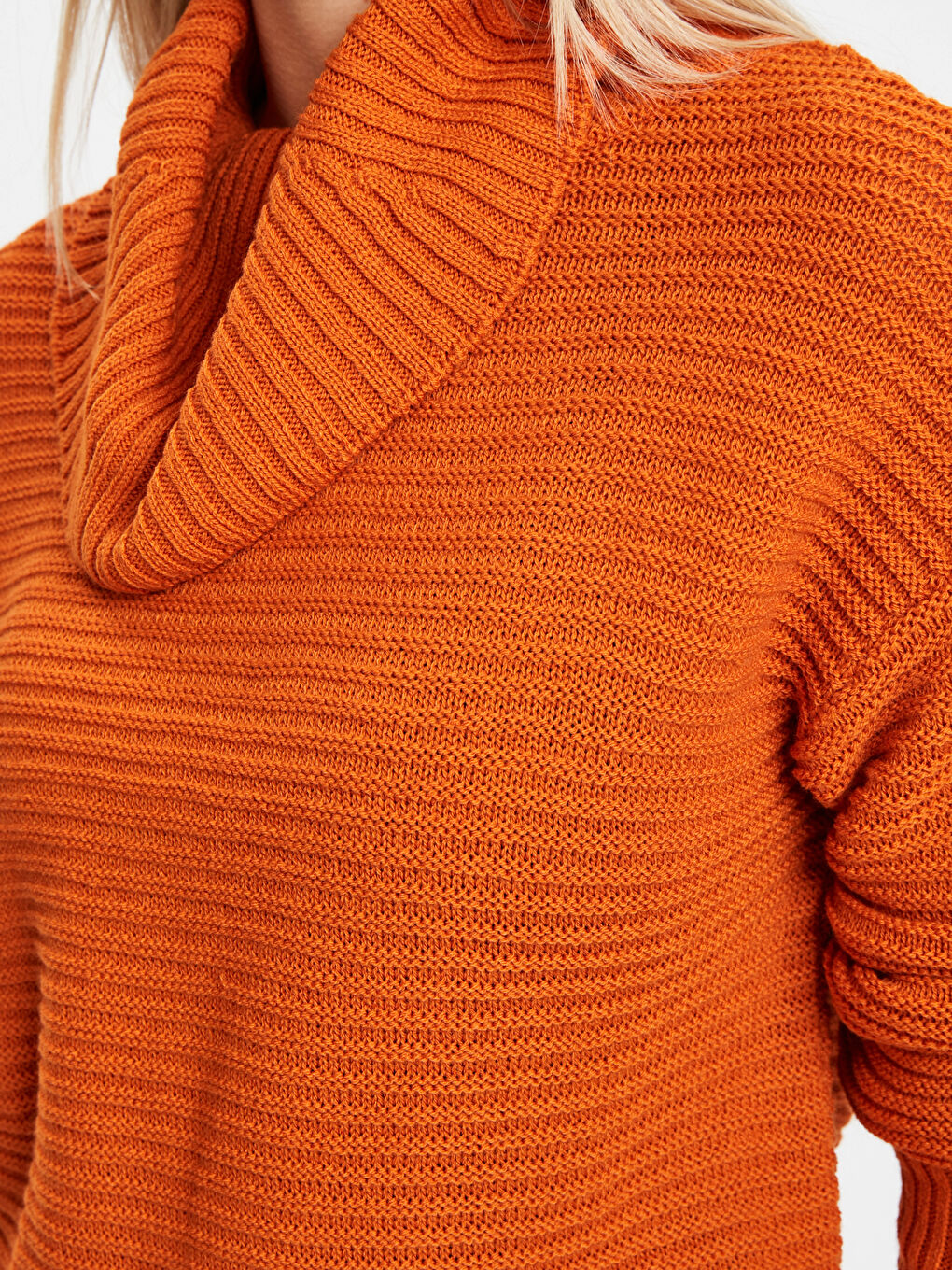 Woman ORANGE Sweater-3