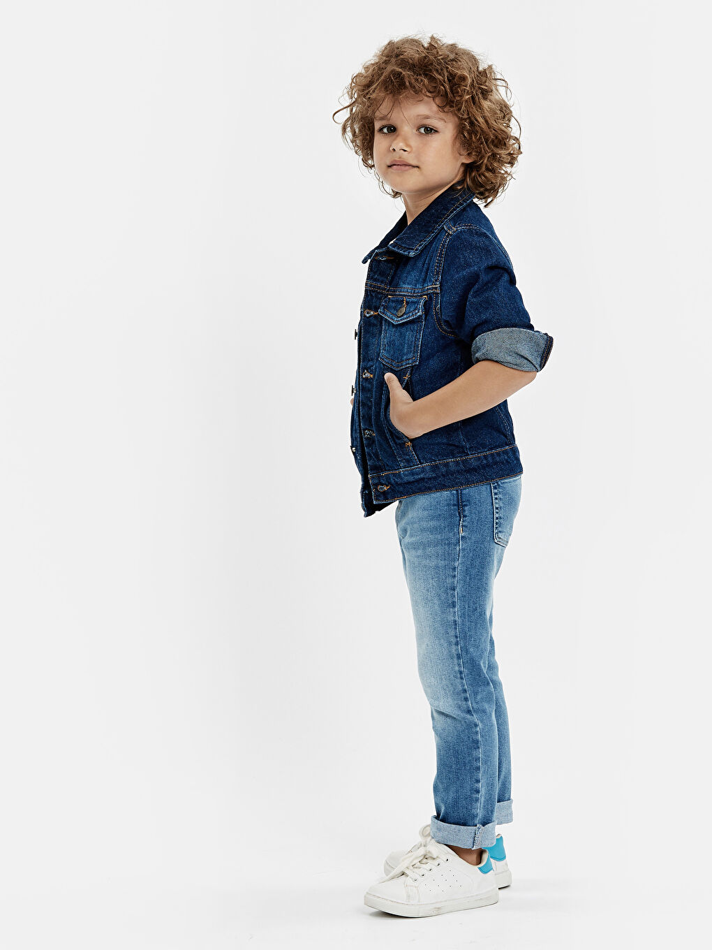 Джинсовая куртка для мальчиков