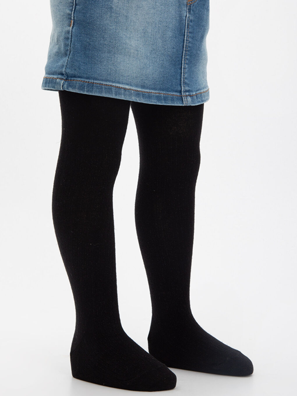 Yeni Siyah Külotlu Çorap-1