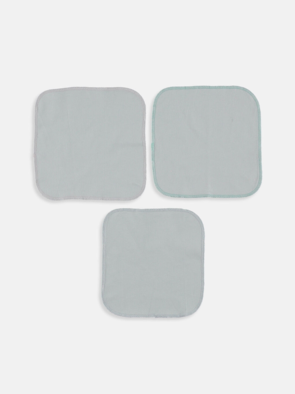 شال موسلين أبيض طفلة صغيرة