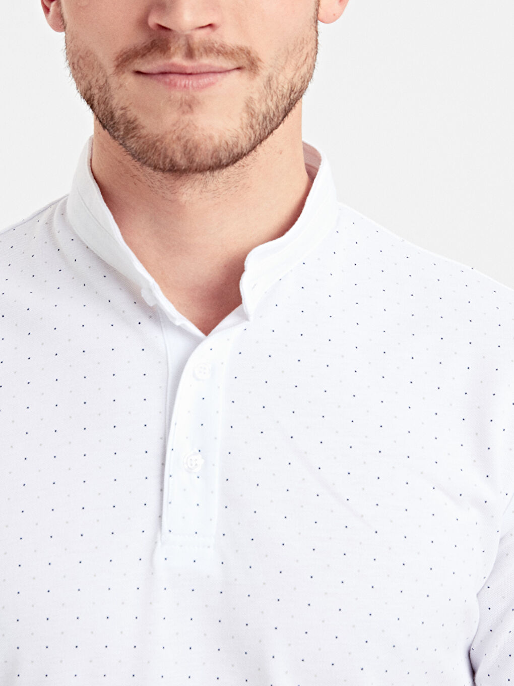 Футболка для чоловіків з коміром-стійкою та коротким рукавом-3