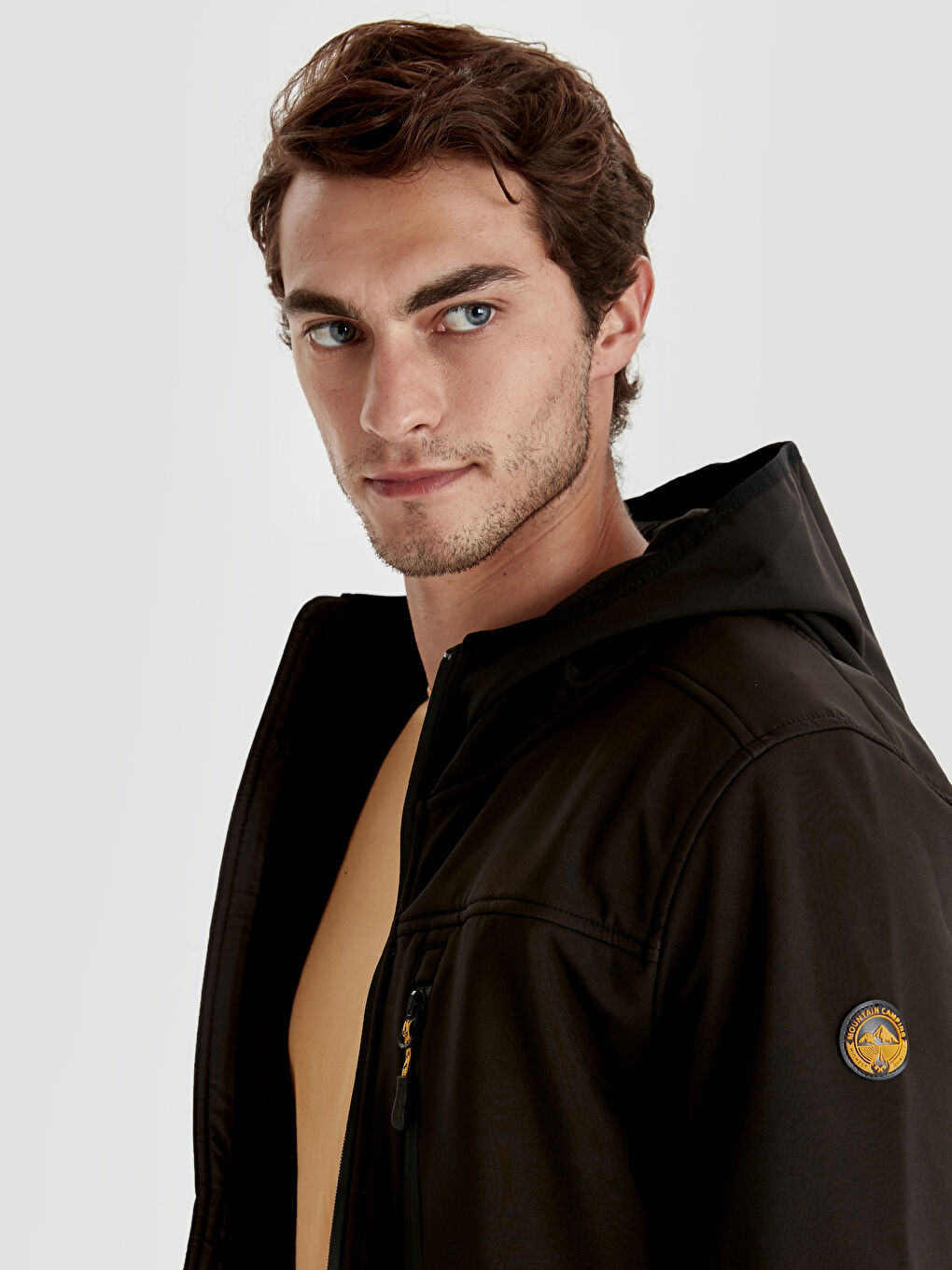 Yeni Siyah Yağmurluk-4