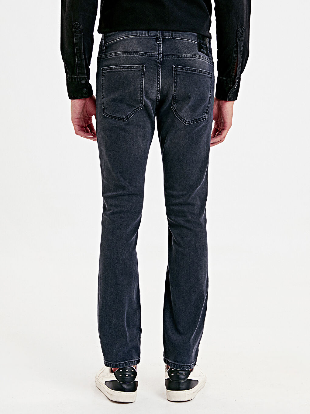750 Slim Fit Men's Jeans-2