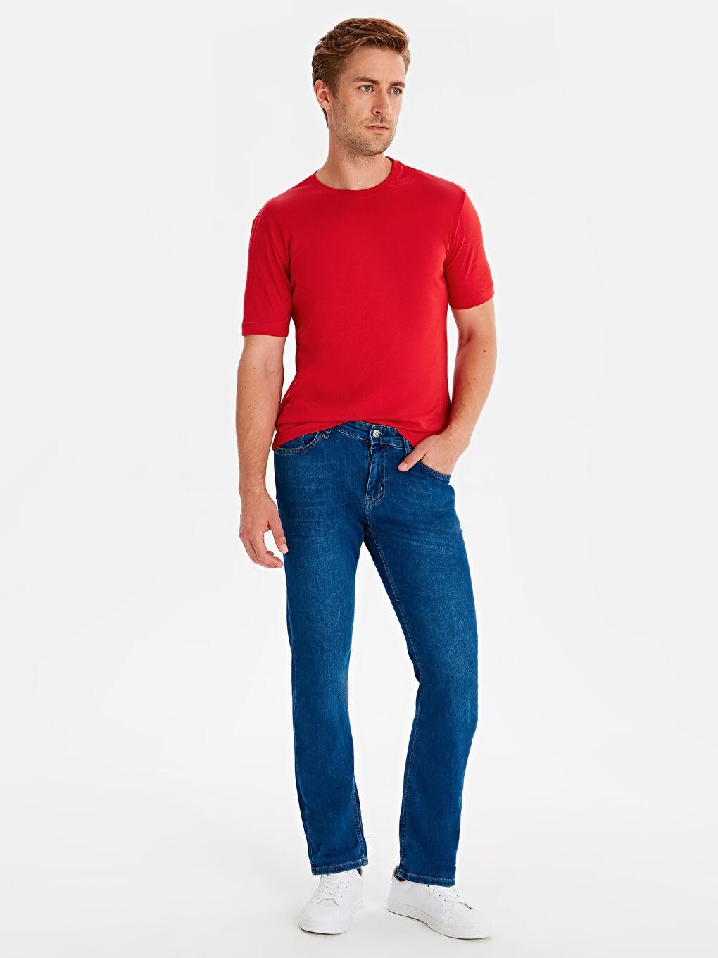 Kırmızı Tişört-2