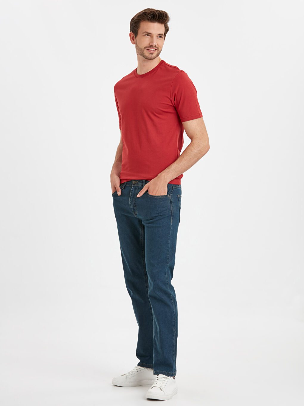 Kırmızı Tişört-2