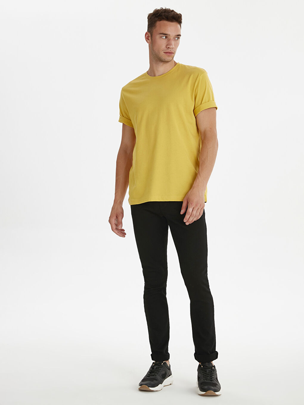 Kırmızı Tişört-2