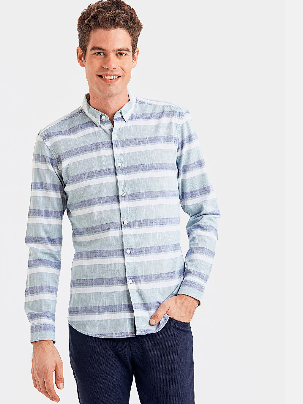 Yeşil Çizgili Gömlek