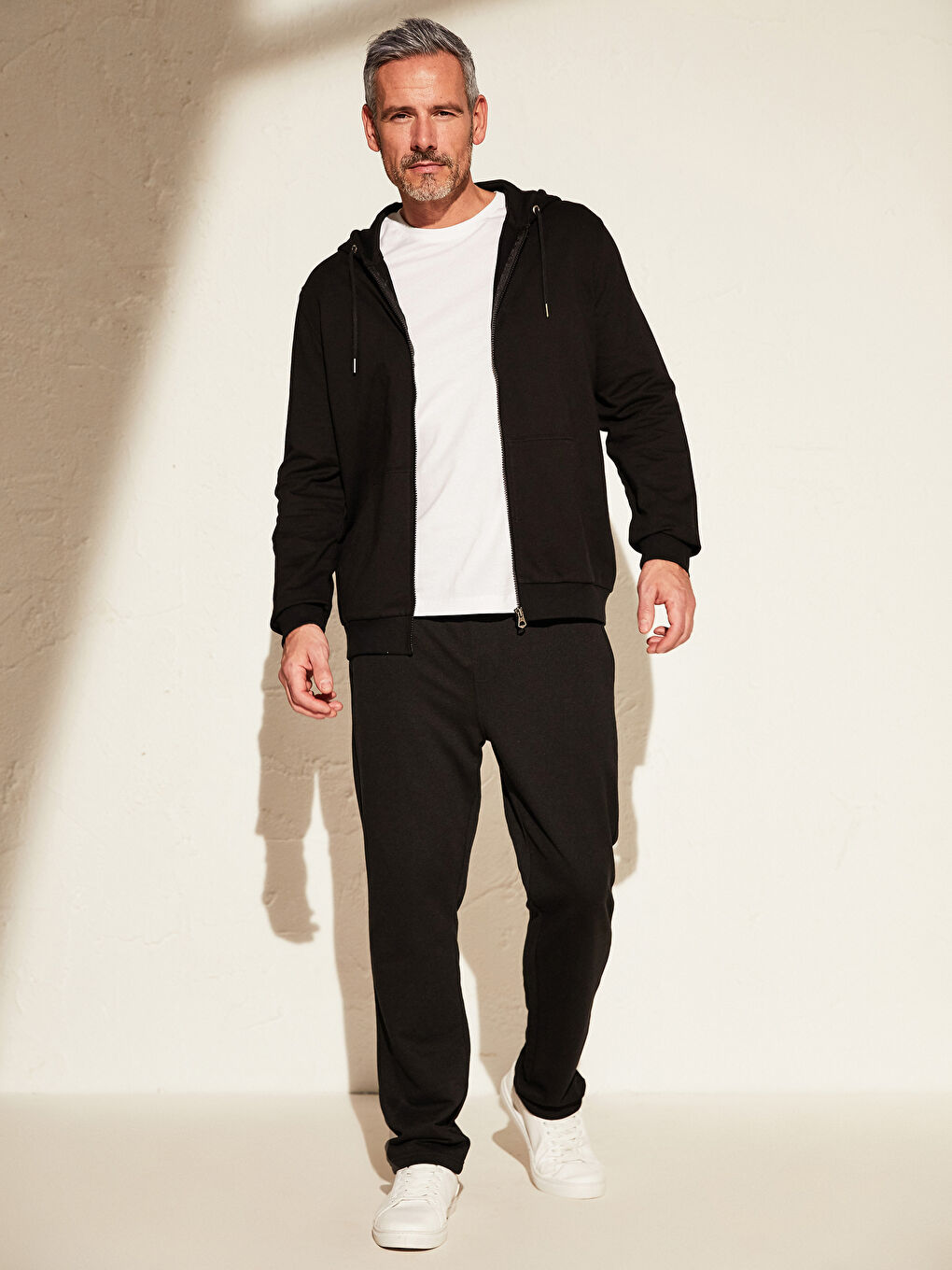 Yeni Siyah Sweatshirt-3