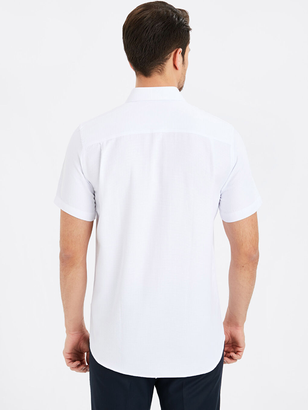 Parlak Beyaz Gömlek-1