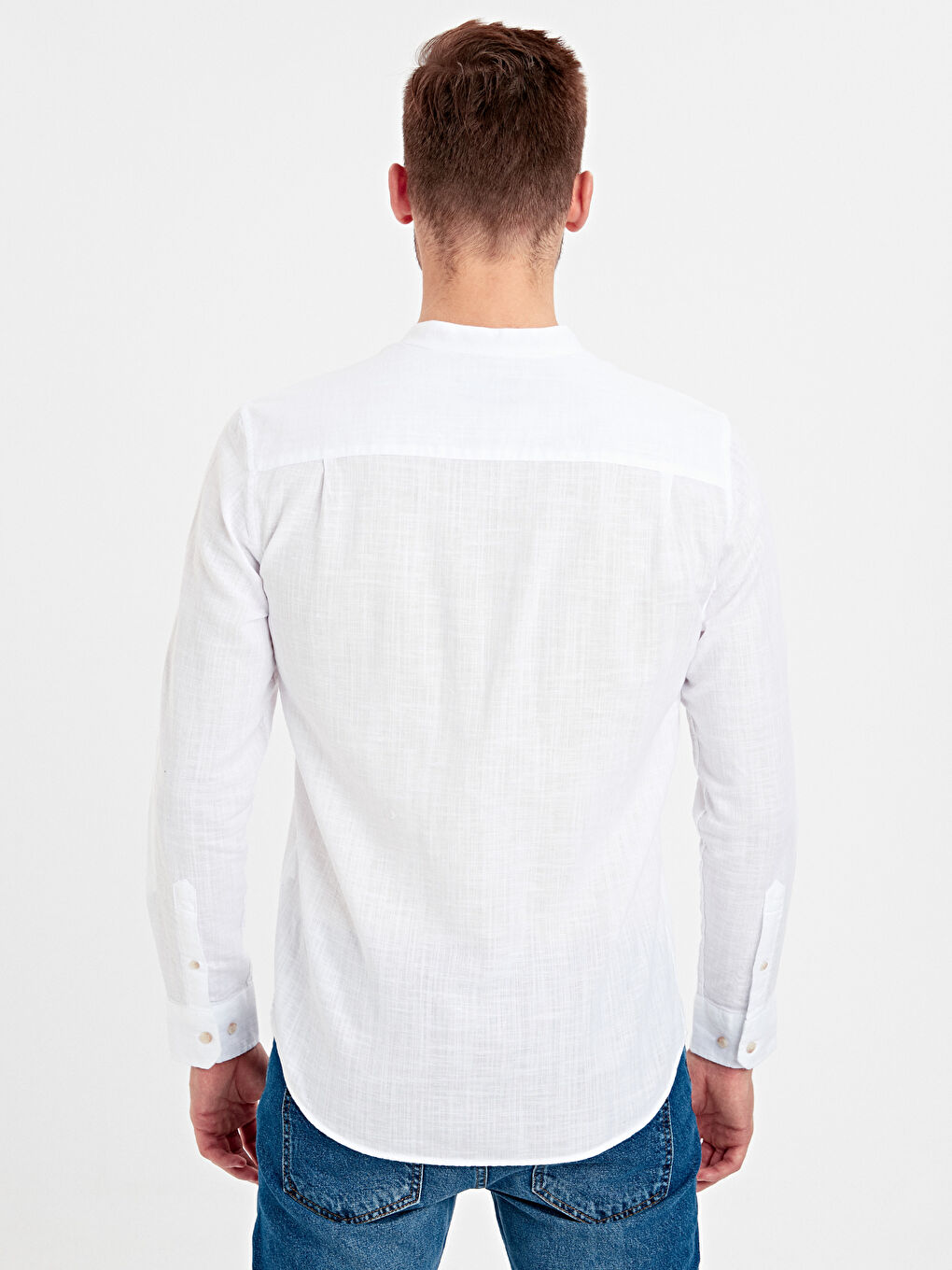 Beyaz Regular Fit Uzun Kollu Hakim Yaka Karışımlı Gömlek-2