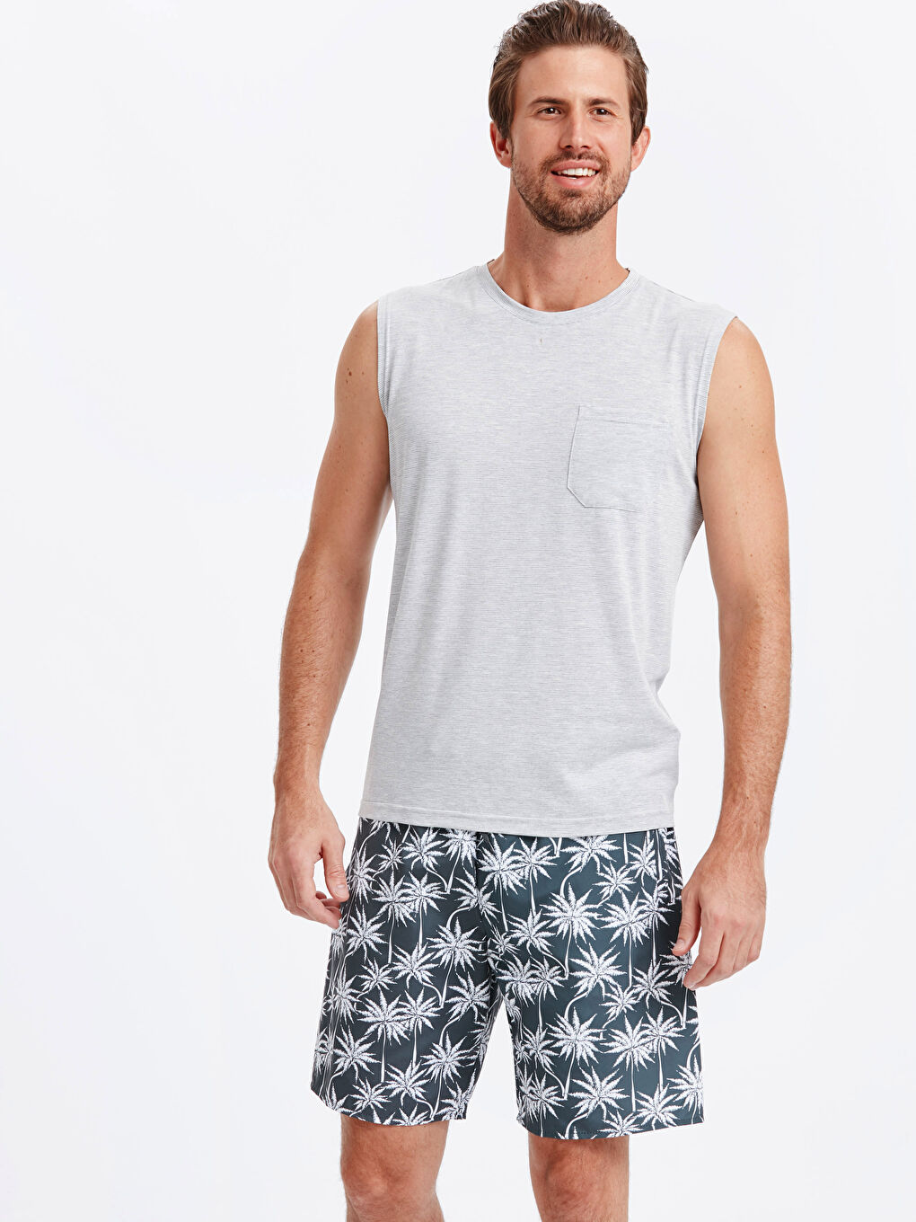 Short de bain longueur genou ajustement standard à motifs