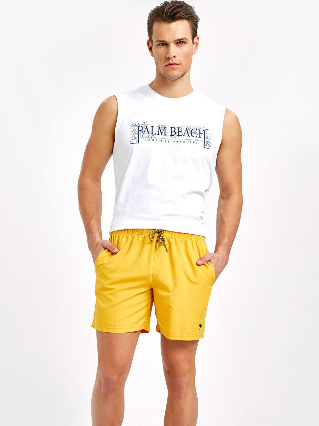 Sarı Diz Hizası Boy Basic Deniz Şortu