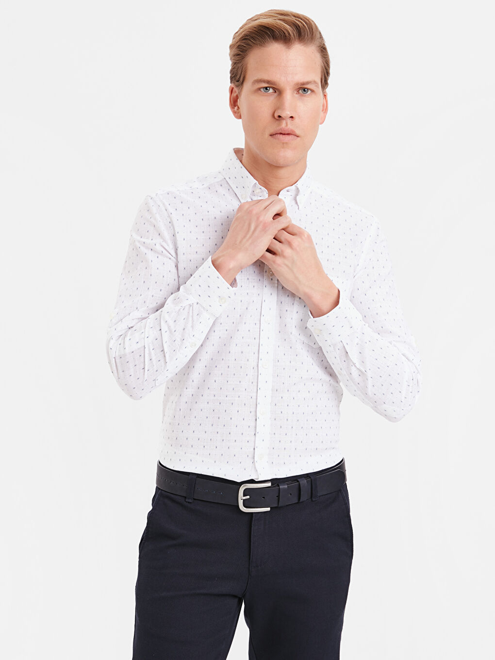 Beyaz Baskılı Gömlek