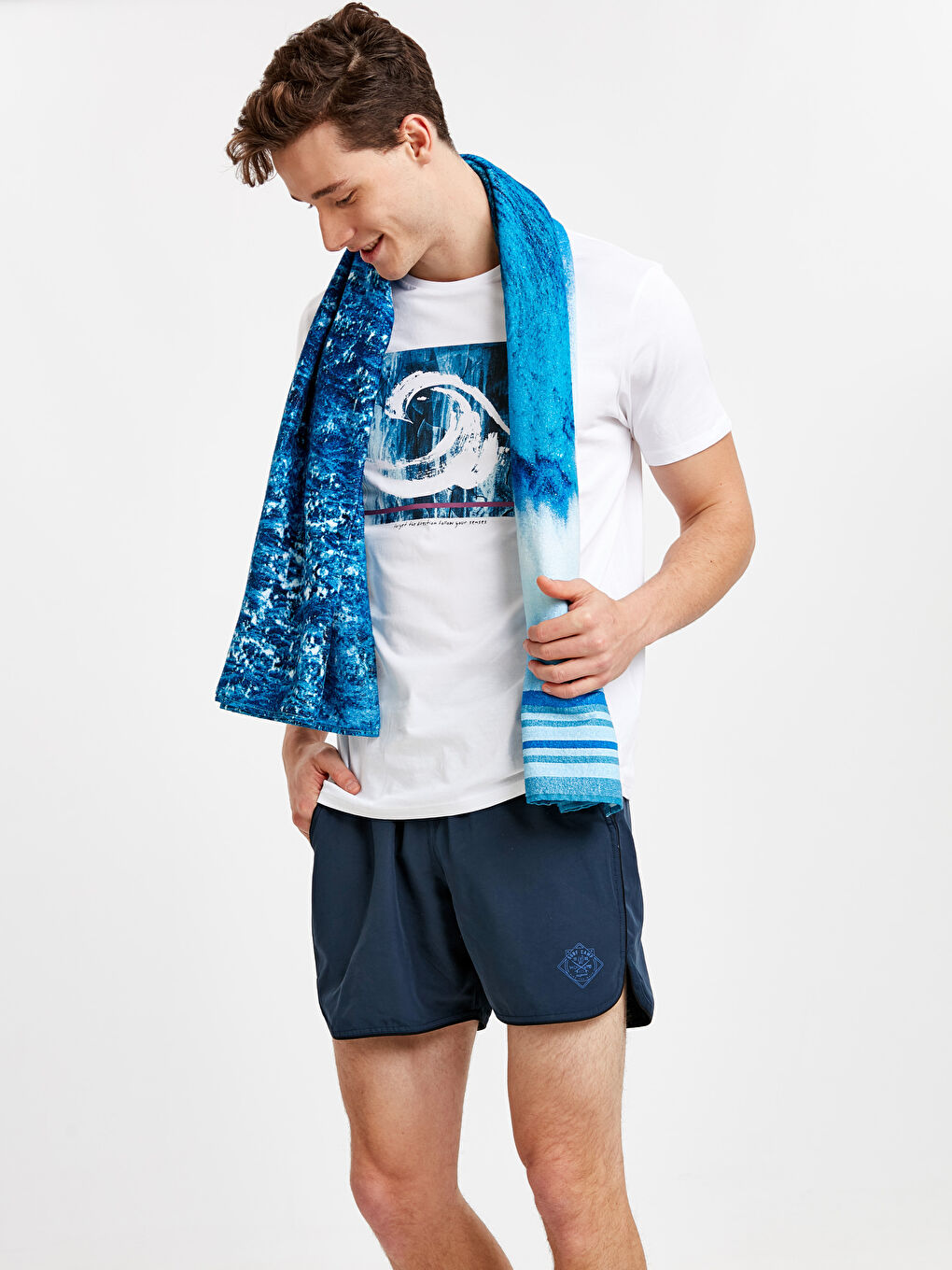 Lacivert Kısa Boy Deniz Şortu