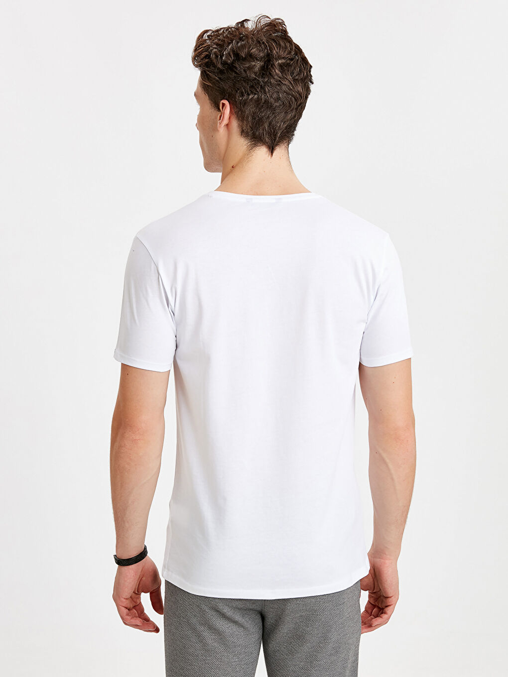 Чоловік БІЛИЙ Футболка-2